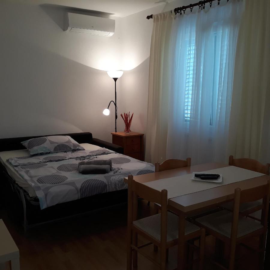 Rina Apartments Labin  Exteriör bild